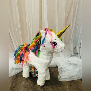 🦄 Unicorn Piñata – Rainbow Mane & Gold Horn – Party Decor